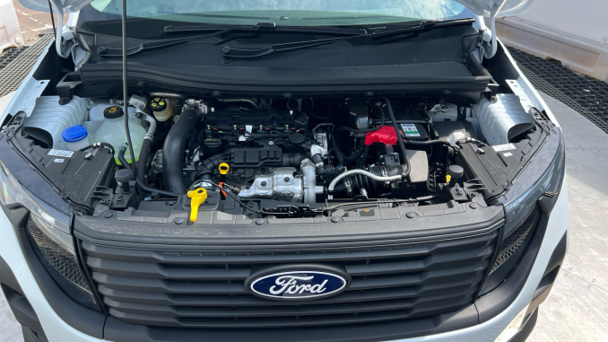 Ford Transit Courier Diesel 1.5 EcoBlue Trend Van - Image 8